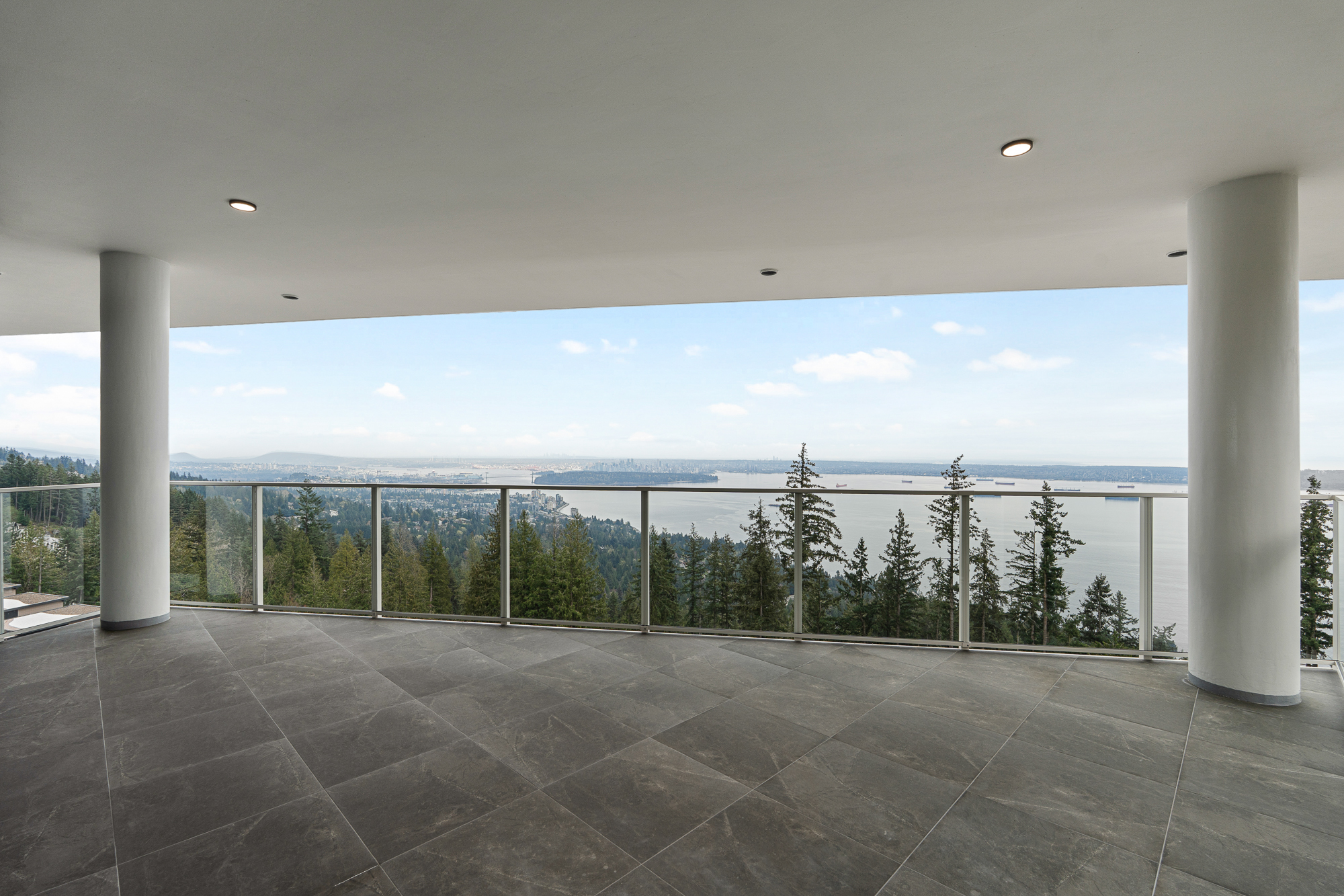 PH#1100 - 3963 Uplands Way